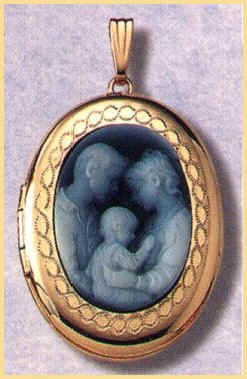 14K gold cameo locket with husband wife and baby