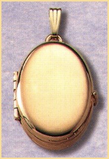 14K gold oval family locket
