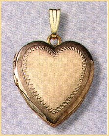 14K gold heart locket