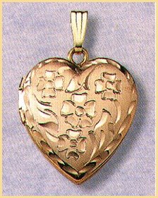 14K gold heart locket