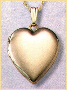 14K gold heart locket