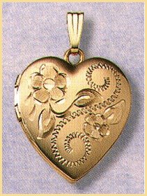 14K gold heart locket