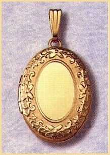 14K gold oval locket