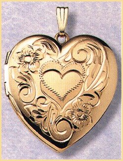 14K gold heart locket