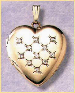 14K gold heart locket with genuine diamonds totaling 22 points