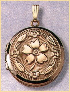 14K gold round locket